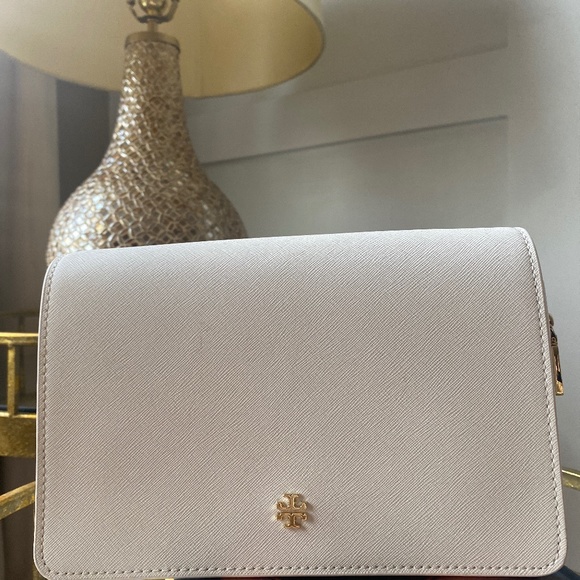 Tory Burch Handbags - Tory Burch Crossbody